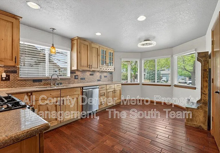 19721 E Stanford Dr — Photo 8