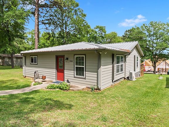 2nd image of 13663 Park Harbor Dr