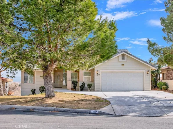 12991 Cedarbrook Ln, Victorville, CA 92395
