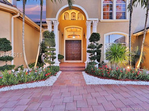 4th image of 15140 SW 16th St