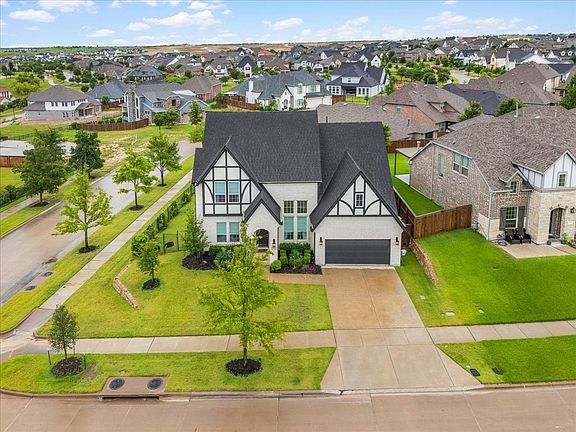 5th image of 1725 Crested Ridge Rd