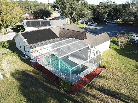 3rd image of 171 Sunridge Woods Ct