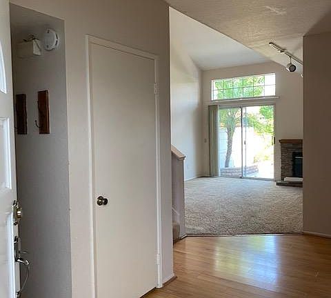 4th image of 13593 Almond St #14