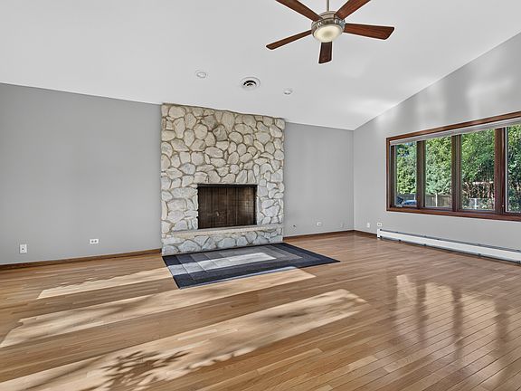 3rd image of 14120 S Oak Ridge Ct