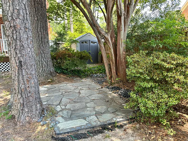 493 Kingsford Rd — Photo 35