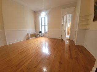 108 W 71st St #BP, New York, NY 10023