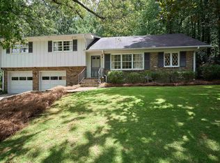 869 Delcris Dr, Birmingham, AL 35226
