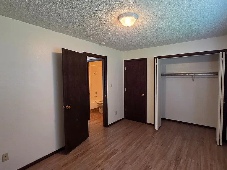 1411 Stoddard St #1-4 — Photo 18