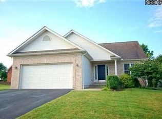 2320 Saddlebrook Ln, Cortland, OH