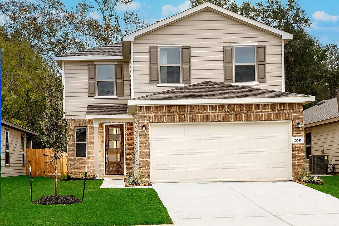4 bed, 3.0 bath, 2239 sqft, $2,400 — Photo 1