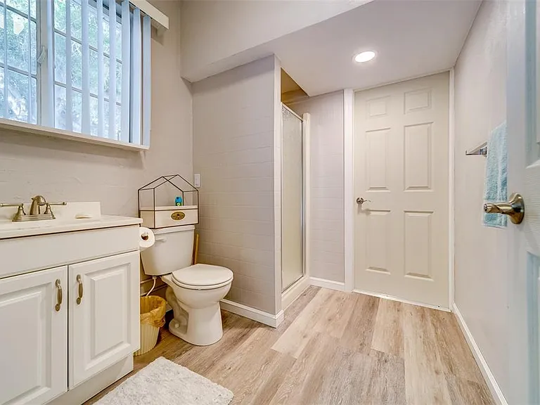 10802 Mohawk Rd — Photo 24