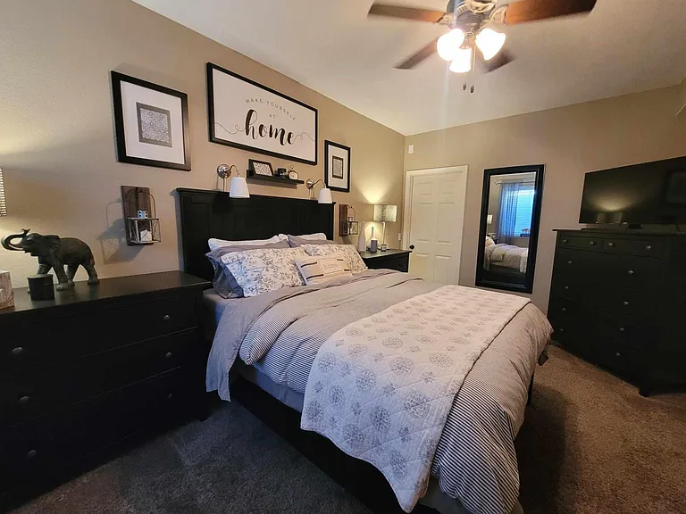 18610 L Cir — Photo 14