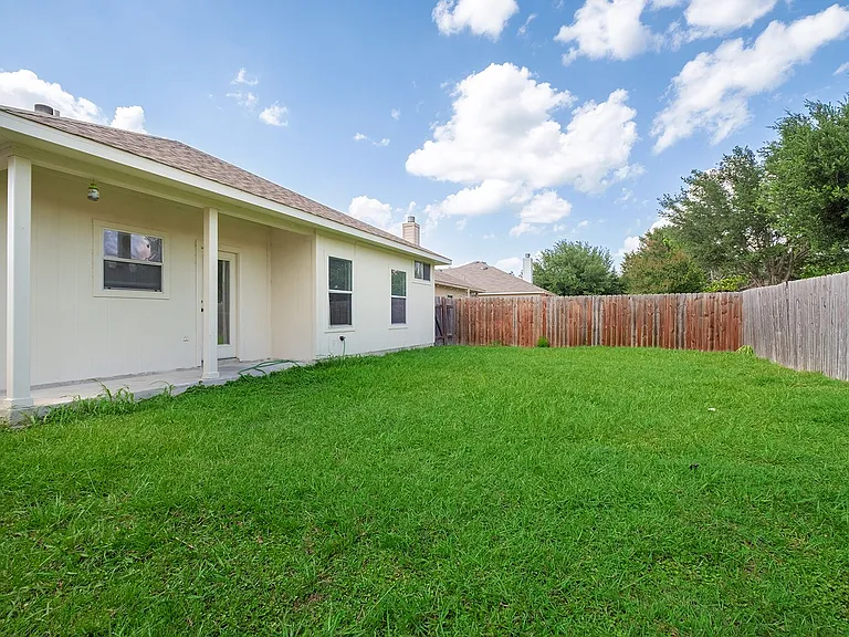 13205 Marie Ln — Photo 20