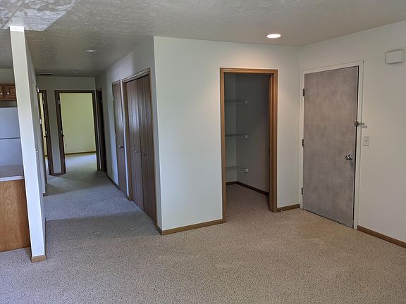 4th image of 240 W McKinley Ave APT 5