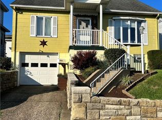 28 Wayne St, Uniontown, PA 15401