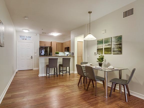 5th image of 1480 Broadway #2215