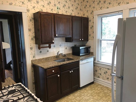 4th image of 217 McKinley Ave