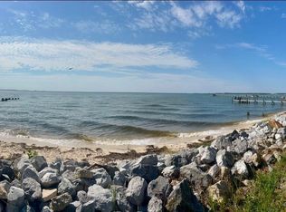 811 Bayshore Dr, Pensacola, FL 32507