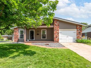 725 Yale Ave, Edwardsville, IL 62025