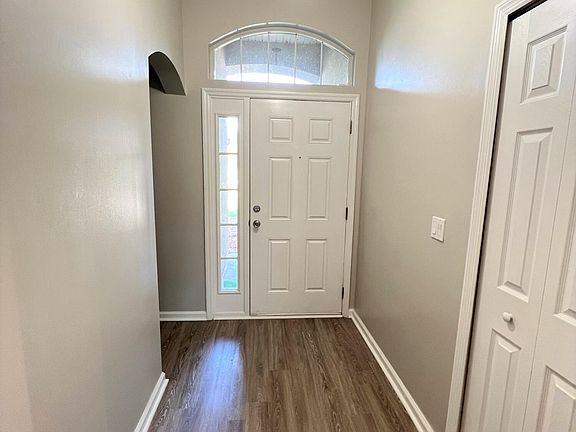 2nd image of 2427 CREEKFRONT Drive