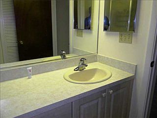 5th image of 2602 Oak Cir