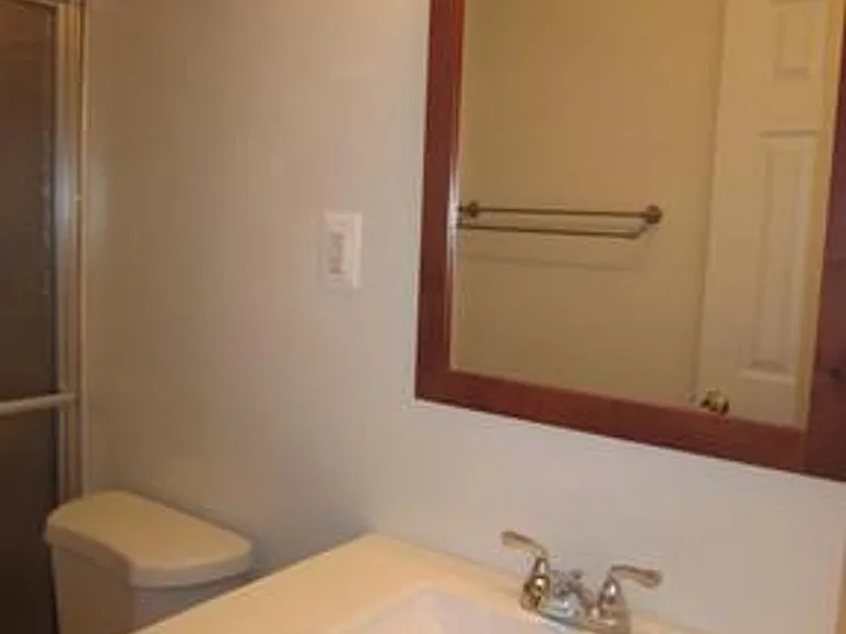 2131 Pimmit Dr — Photo 13