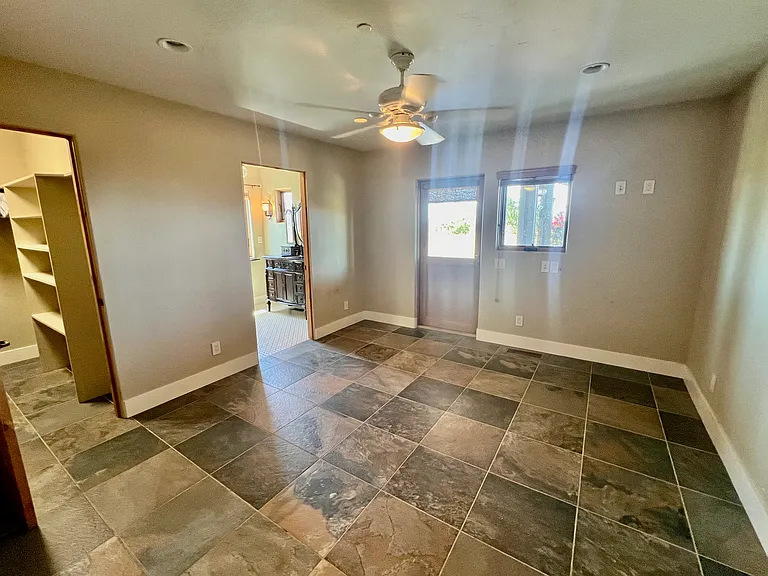 300 Corona Rd — Photo 27