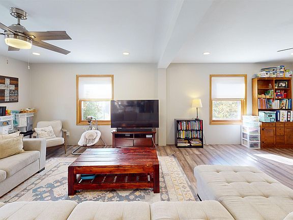 4th image of 1407 Dogwood Dr