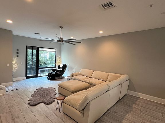 4th image of 2511 N Grady Ave #79