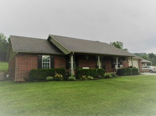 156 Madison 2530 St #2530, Huntsville, AR 72740