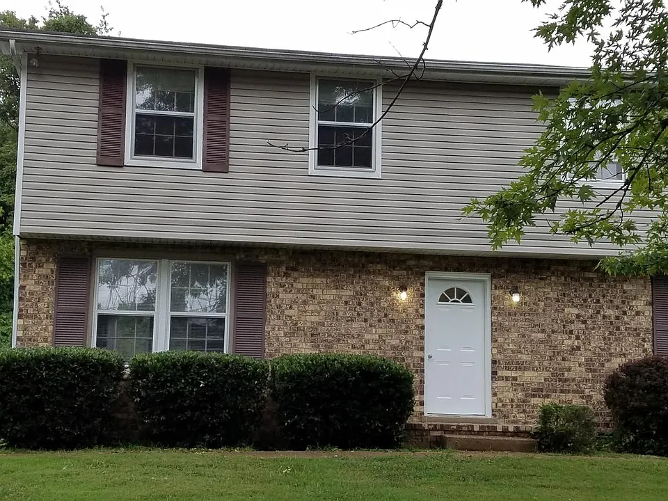 602 McPherson Cir