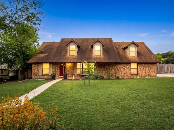 14307 Oak Shadows Dr, San Antonio, TX 78232