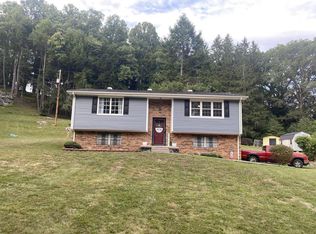 434 Saxon Rd, Glen Daniel, WV 25844