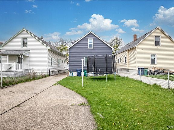 3rd image of 55 Sumner Pl
