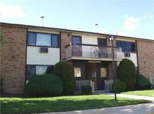 331 Cricket Ln, Woodbridge, NJ