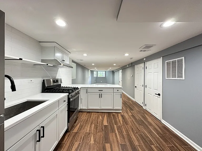 2317 N Keeler Ave #6H — Photo 7