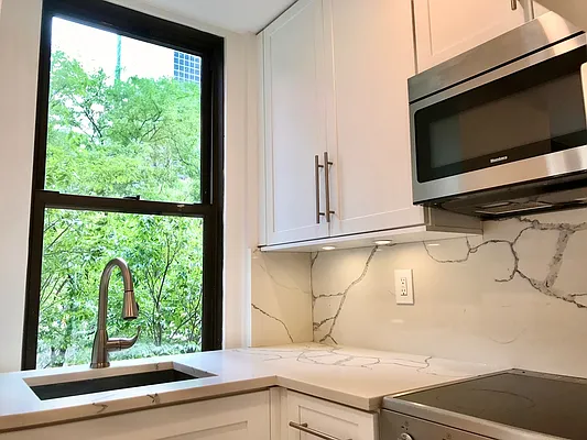 Rented by The Dermot Realty Management Company | media 38