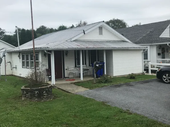 1325 Marshall St, Hagerstown, MD 21740