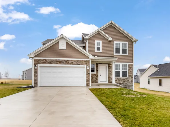 670 Lambert Dr, Slinger, WI 53086