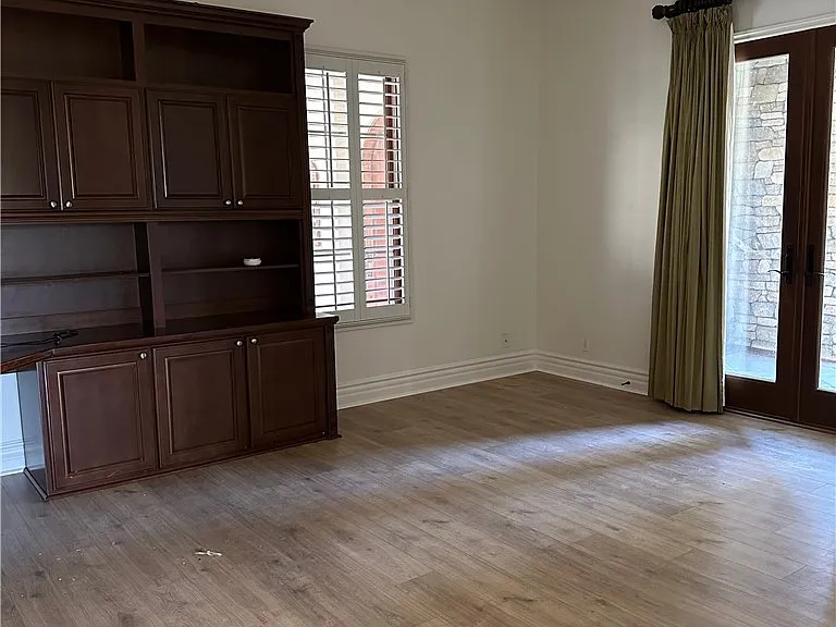 25351 Mustang Dr — Photo 28