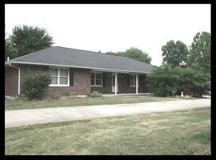 207 N Macon St, Clarence, MO 63437