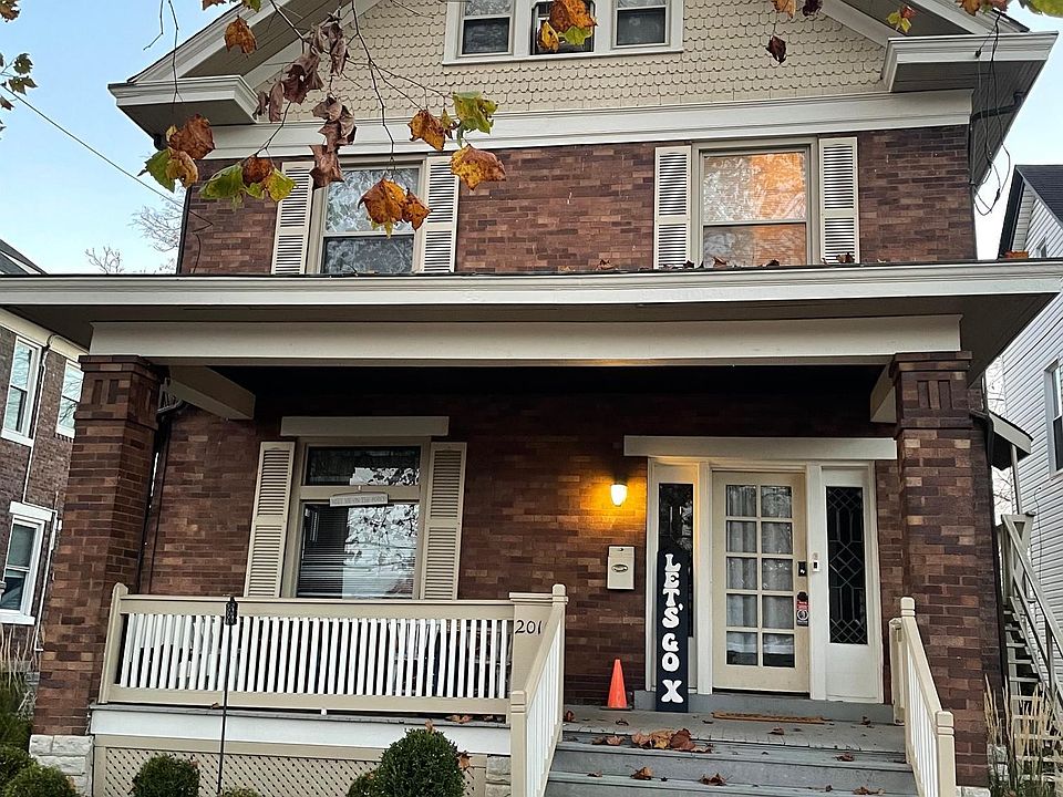 1st image of 2015 Cleneay Ave