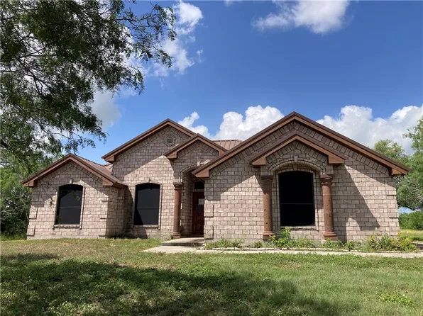 208 County Road 3523, Orange Grove, TX 78372