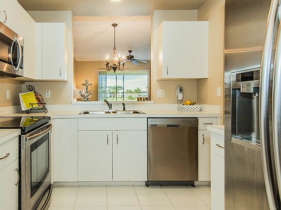 3rd image of 2295 Carrington Ct APT 102