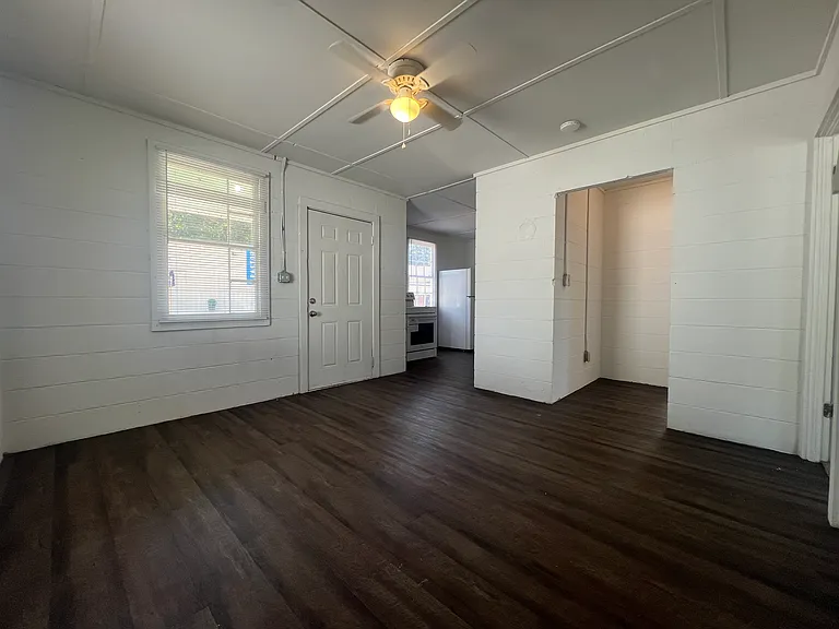 95 Thomas St — Photo 3