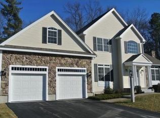 7 Hastings Cir, Methuen, MA 01844