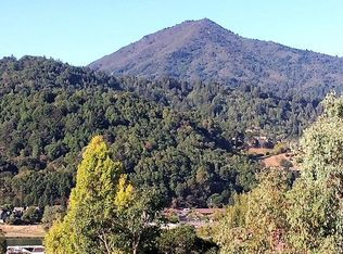 712 Via Casitas, Kentfield, CA 94904