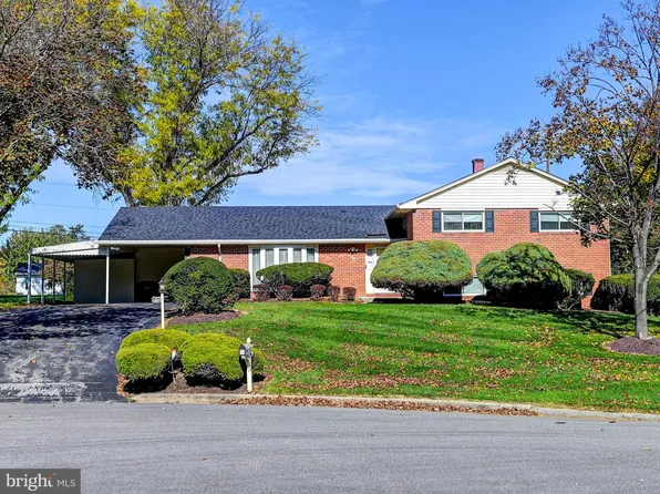 14 Oak Hollow Ct, Baltimore, MD 21208