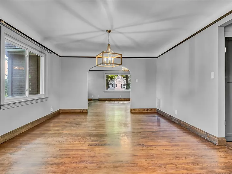 5004 Holston Dr — Photo 6