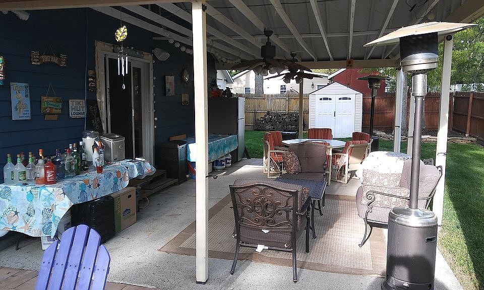 1st image of 276 Iroquois St